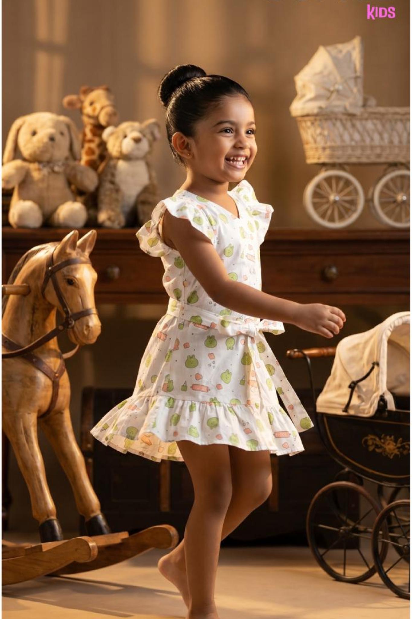 Donaiz Kids Stylish Girl V neckline flutter sleeve dress